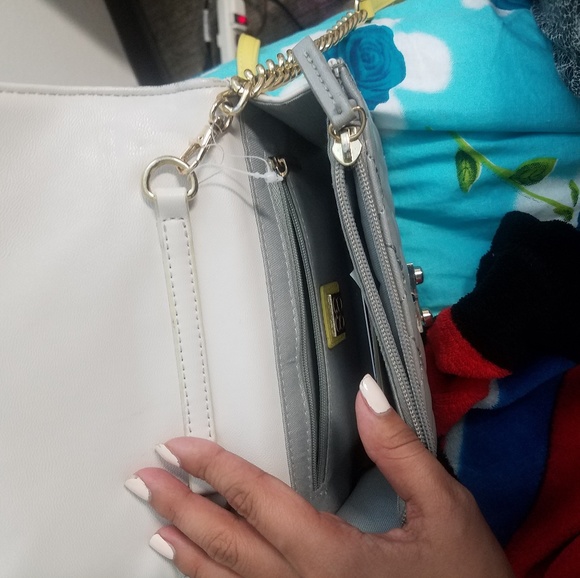 Yellow small sling bag - Picture 5 of 5